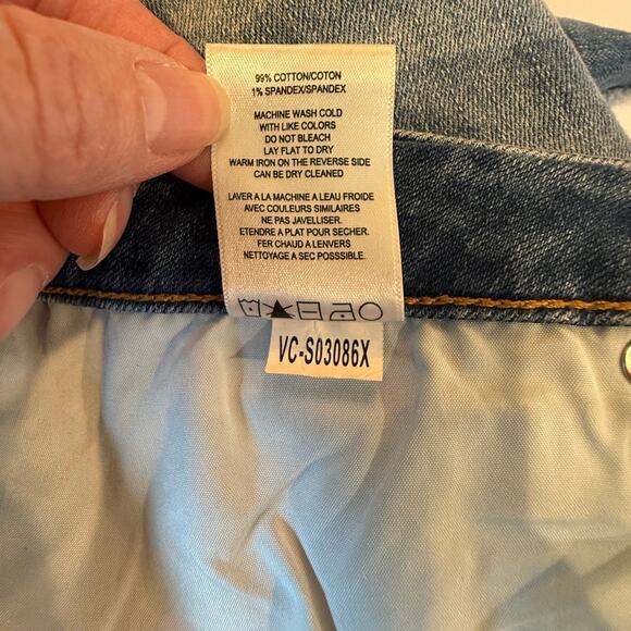 Vigoss Floral Embroidered Jean Shorts Sz 16 | Boho Festival Daisycore Denim - Picture 3 of 9